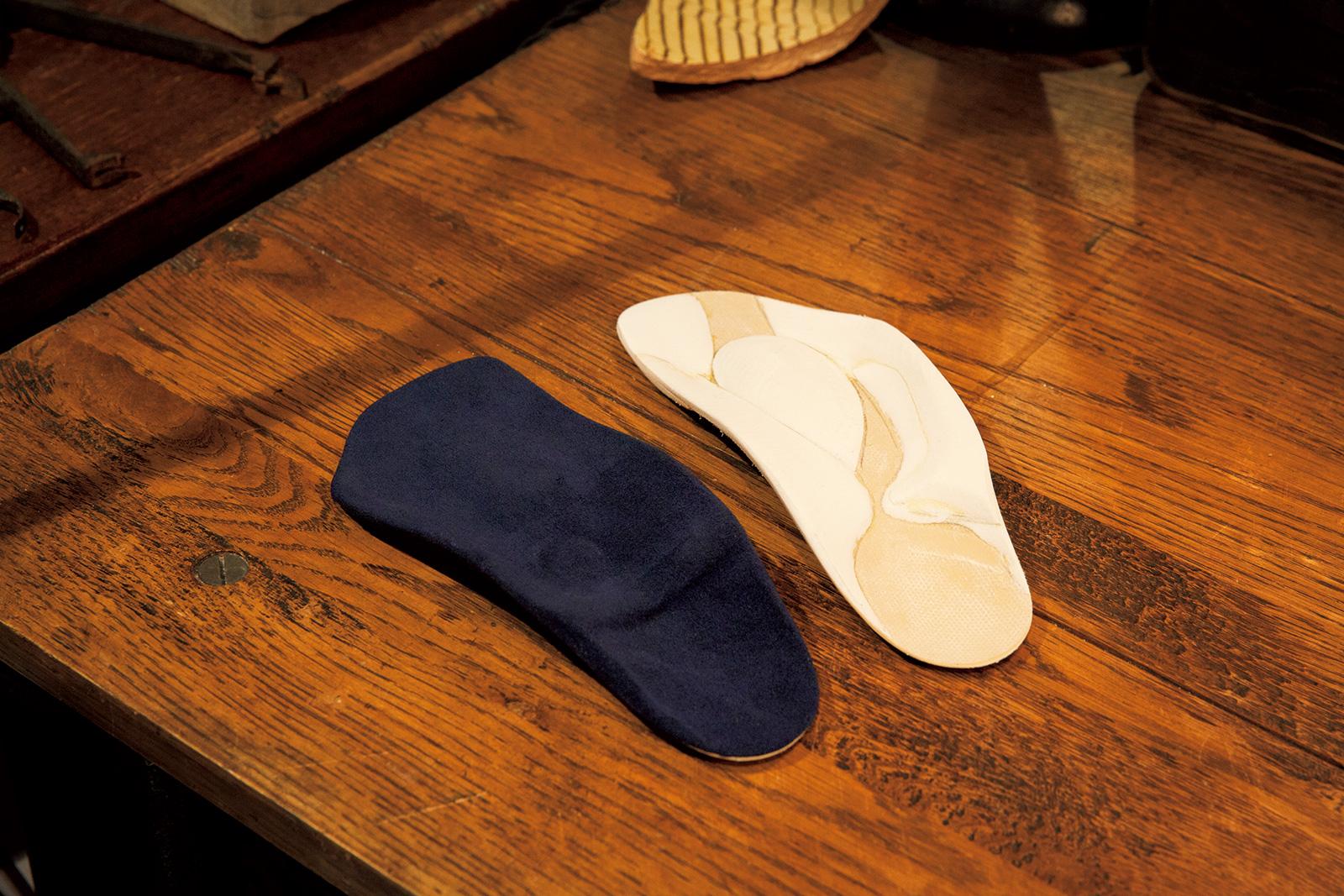 〈FOOT WORKS〉のオーダーメイド・インソールは、身体が本来あるべき体勢になるように導いてくれる