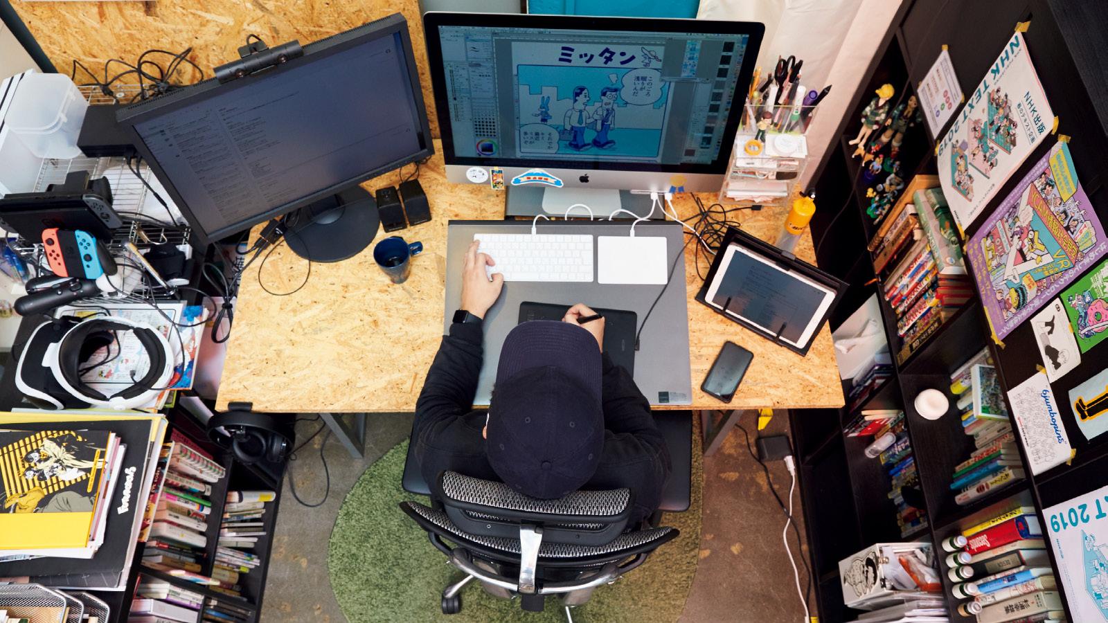 腰痛に悩み続けたイラストレーター・漫画家コルシカさんの“腰にやさしい”仕事場