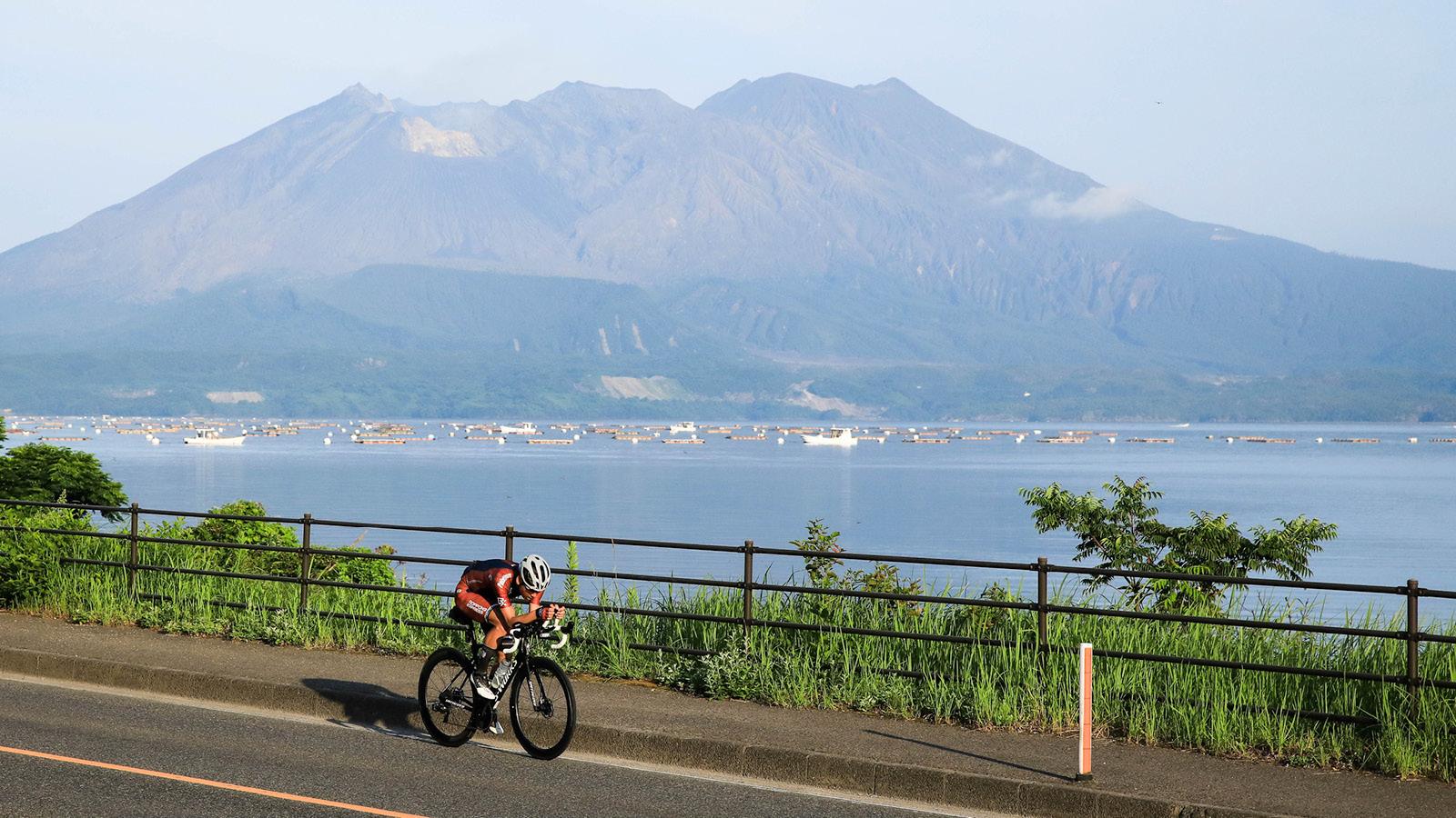 ギネス記録を更新！ 自転車で日本最速で列島を縦断した男