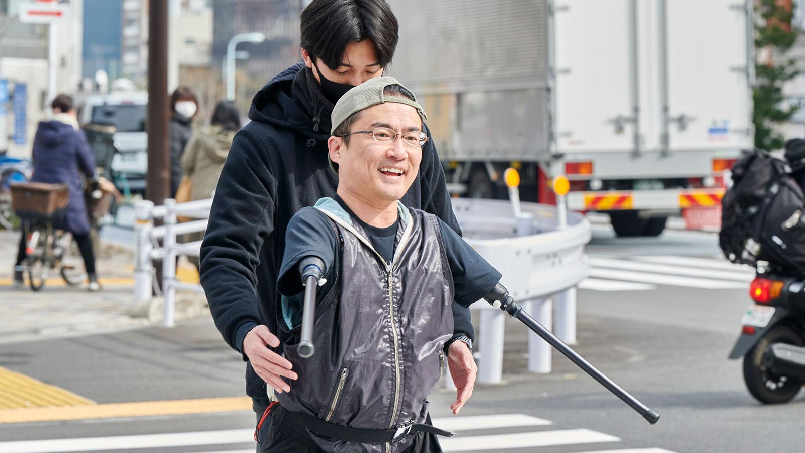 “超・運動不足” だった 乙武洋匡さん の「歩くトレーニング」