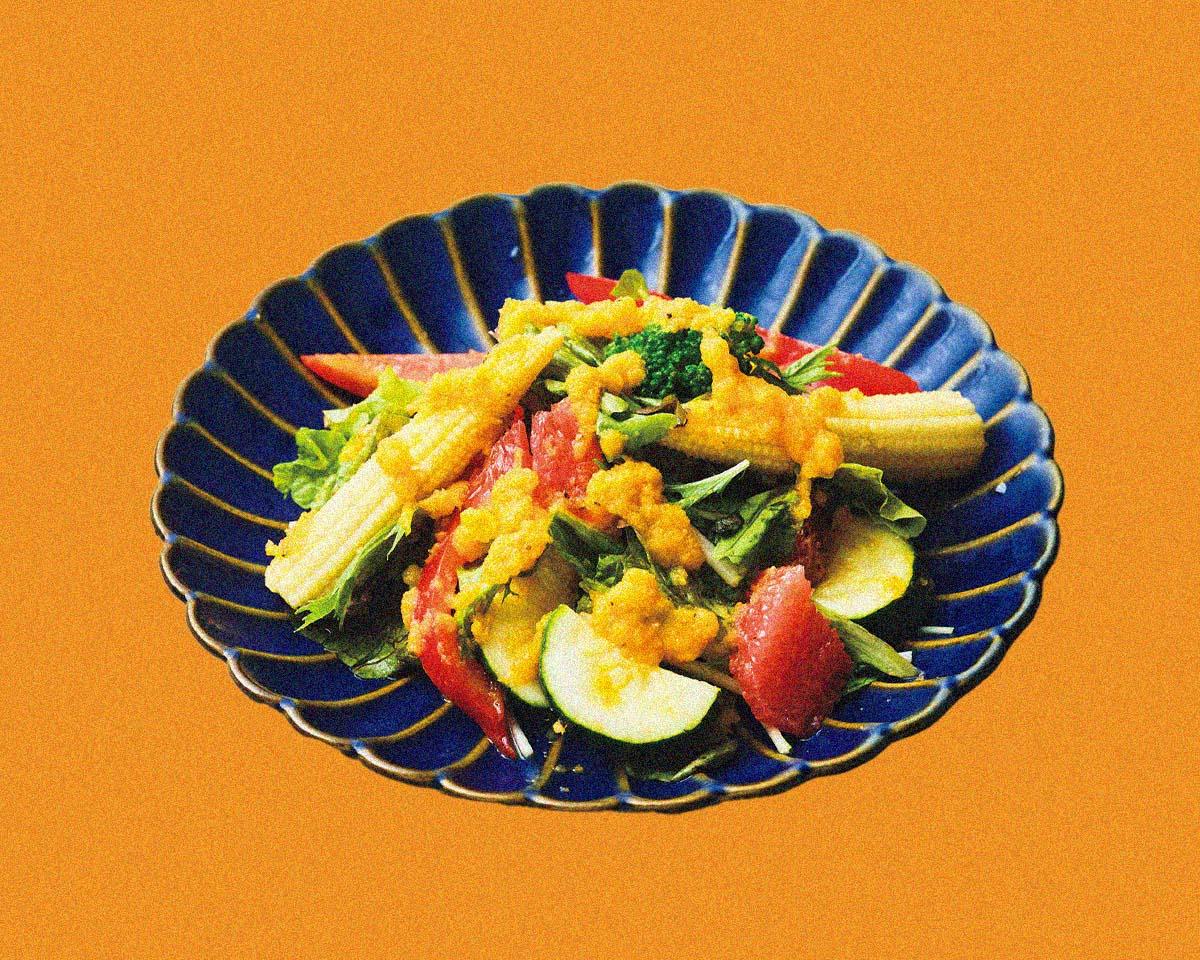 鍛えるシェフの筋肉レシピ：ニンジンドレッシングのサラダ