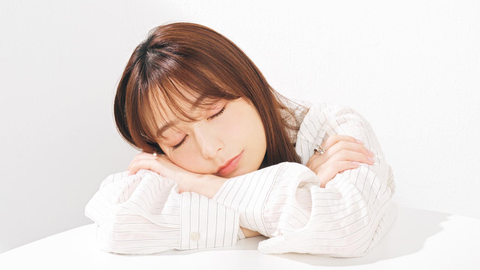 昔は寝る時間がもったいなかった。宇垣美里さんがたどり着いた睡眠との向き合い方