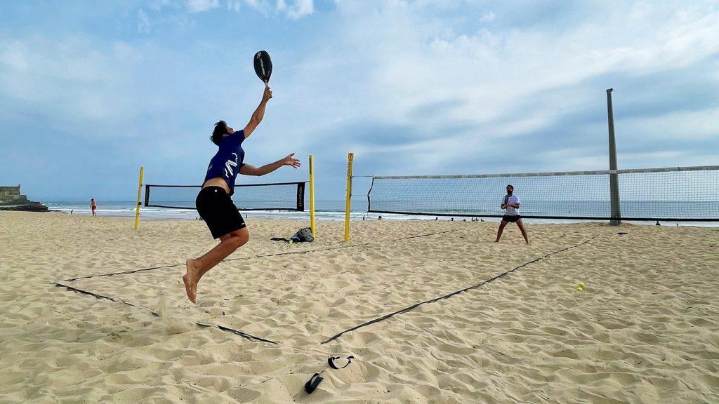 ブラジルから本格上陸！大流行中のビーチスポーツ