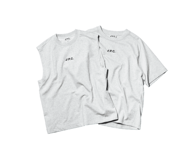 ロゴの「A」がいつもと違う？〈A.P.C. × ASICS〉のTシャツ。