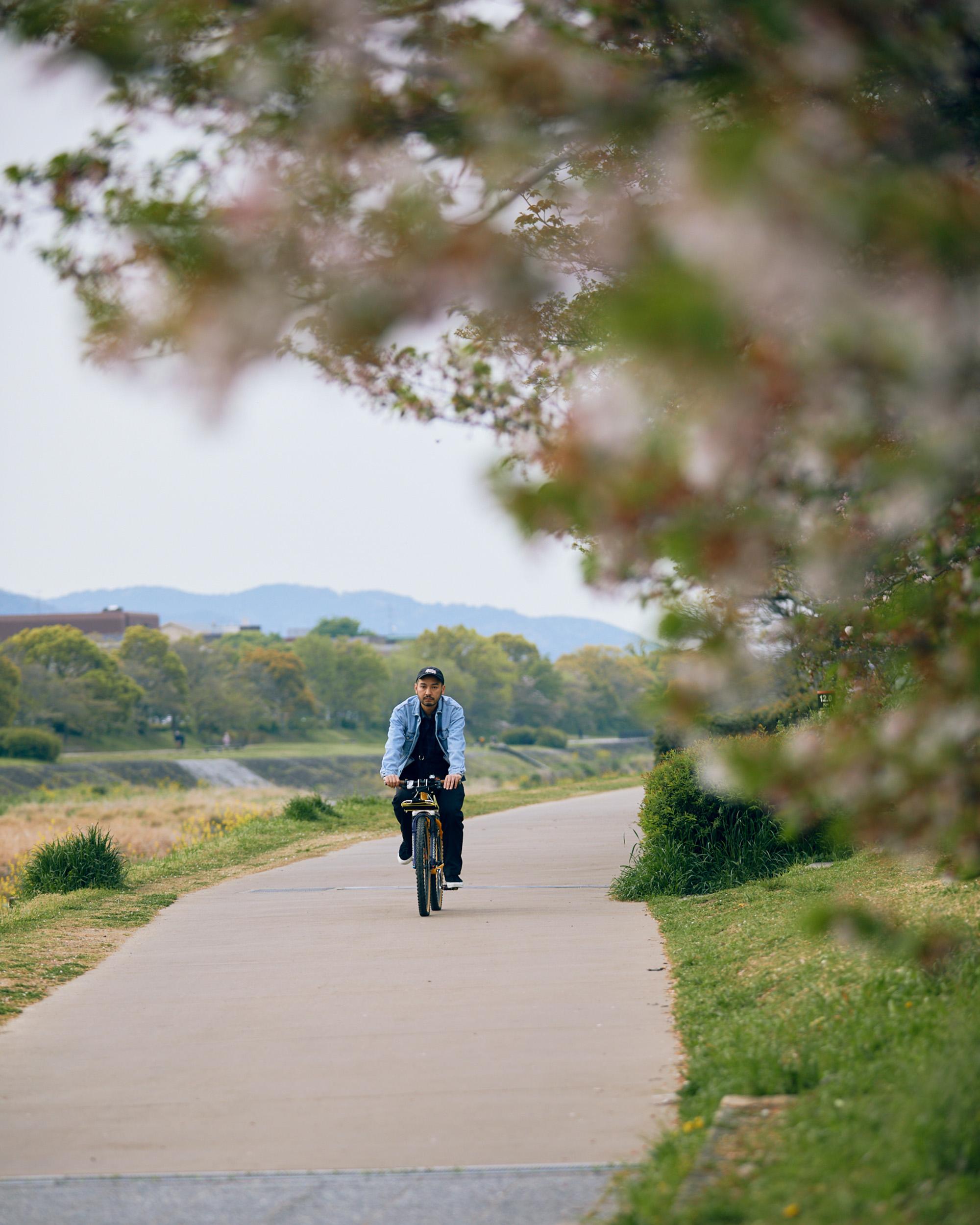 「遊び心がつくり出す、おもちゃみたいなオールドマウンテンバイク​」｜生活と自転車 vol.06 川良謙太（〈VOU / 棒〉〈TAKI / 焚〉オーナー）