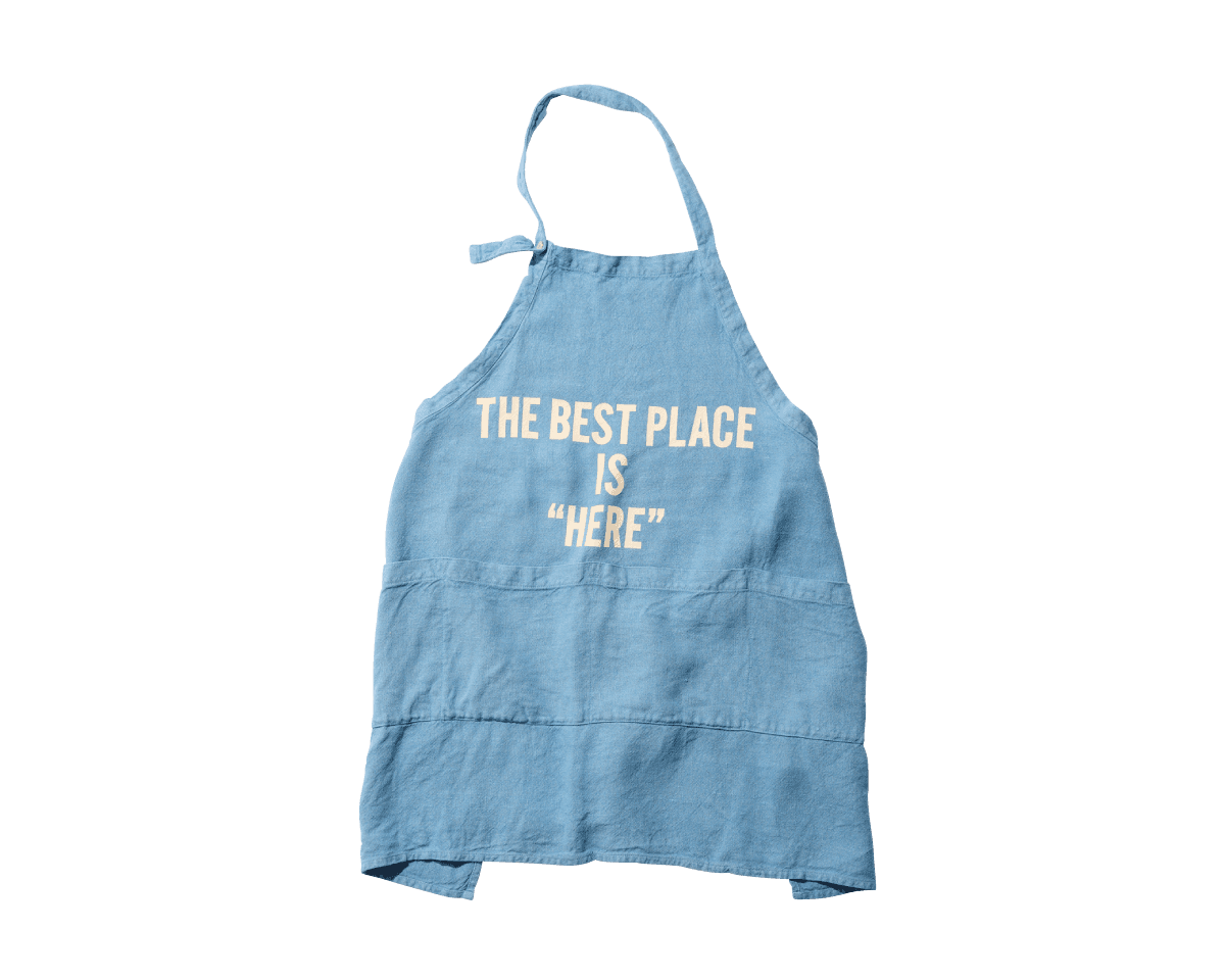 〈DRESSSEN × TOMORROWLAND HOME〉のエプロン