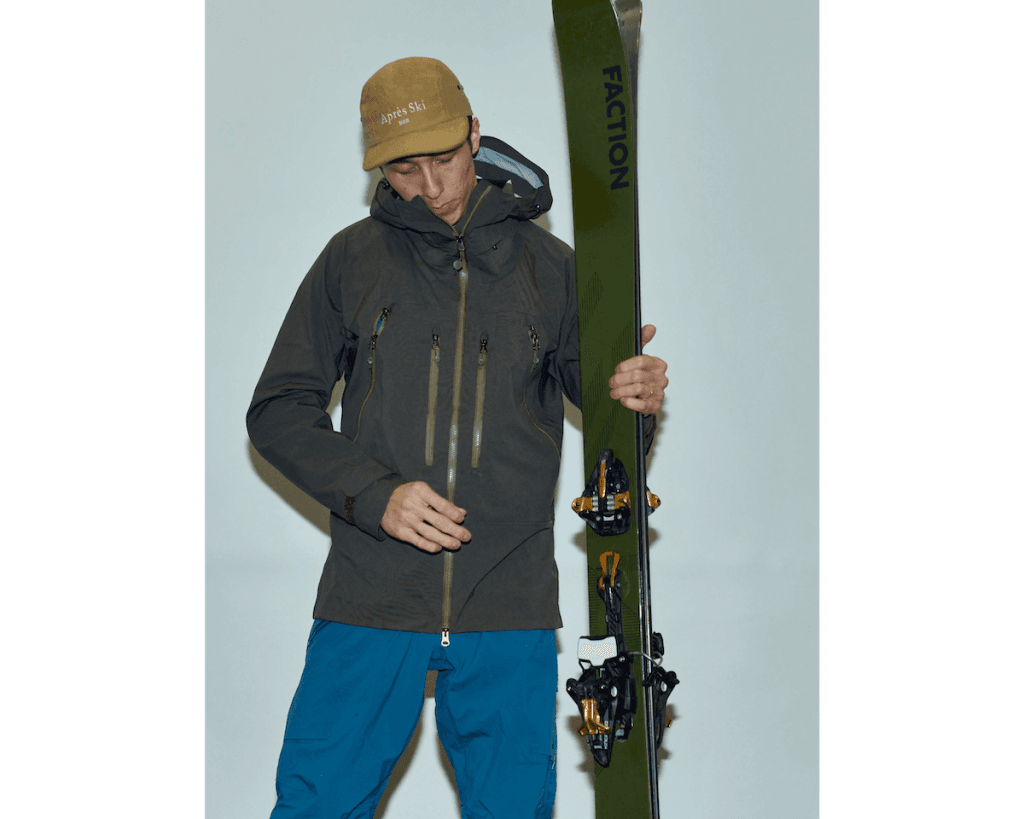 ひと足先に、スキー気分を盛り上げる。