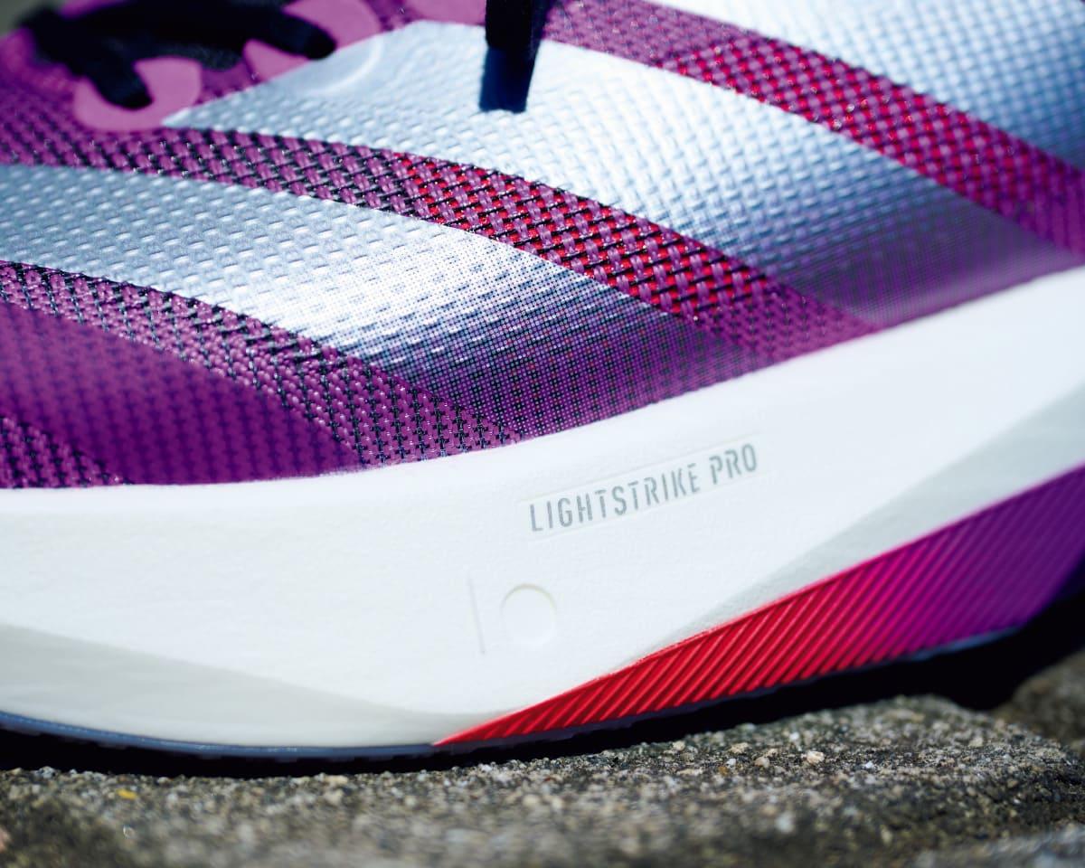 プレート＆ユニークシューズ