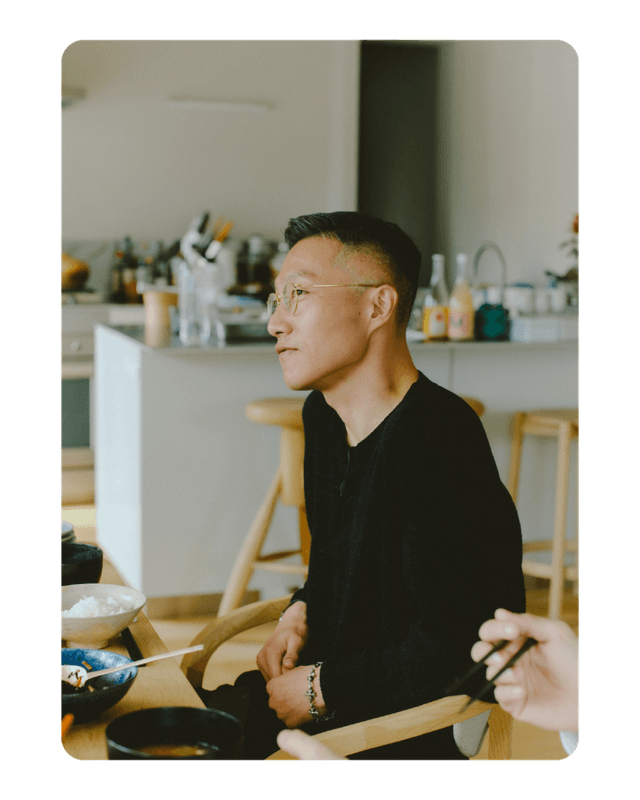 STUDIO R330 始動。ローラ が フィットネスウェア を作った理由