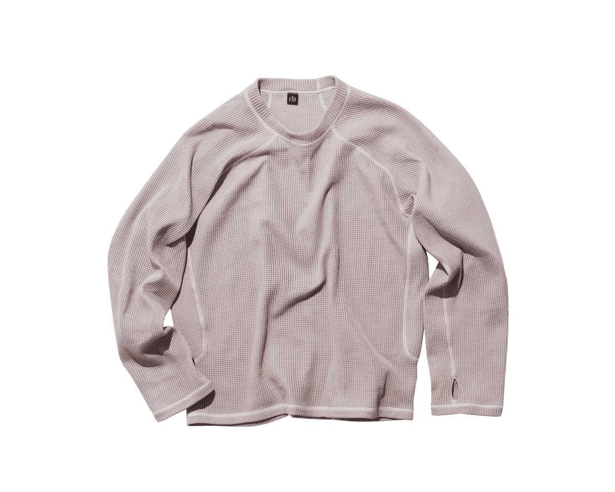 〈山〉のメッシュTシャツ