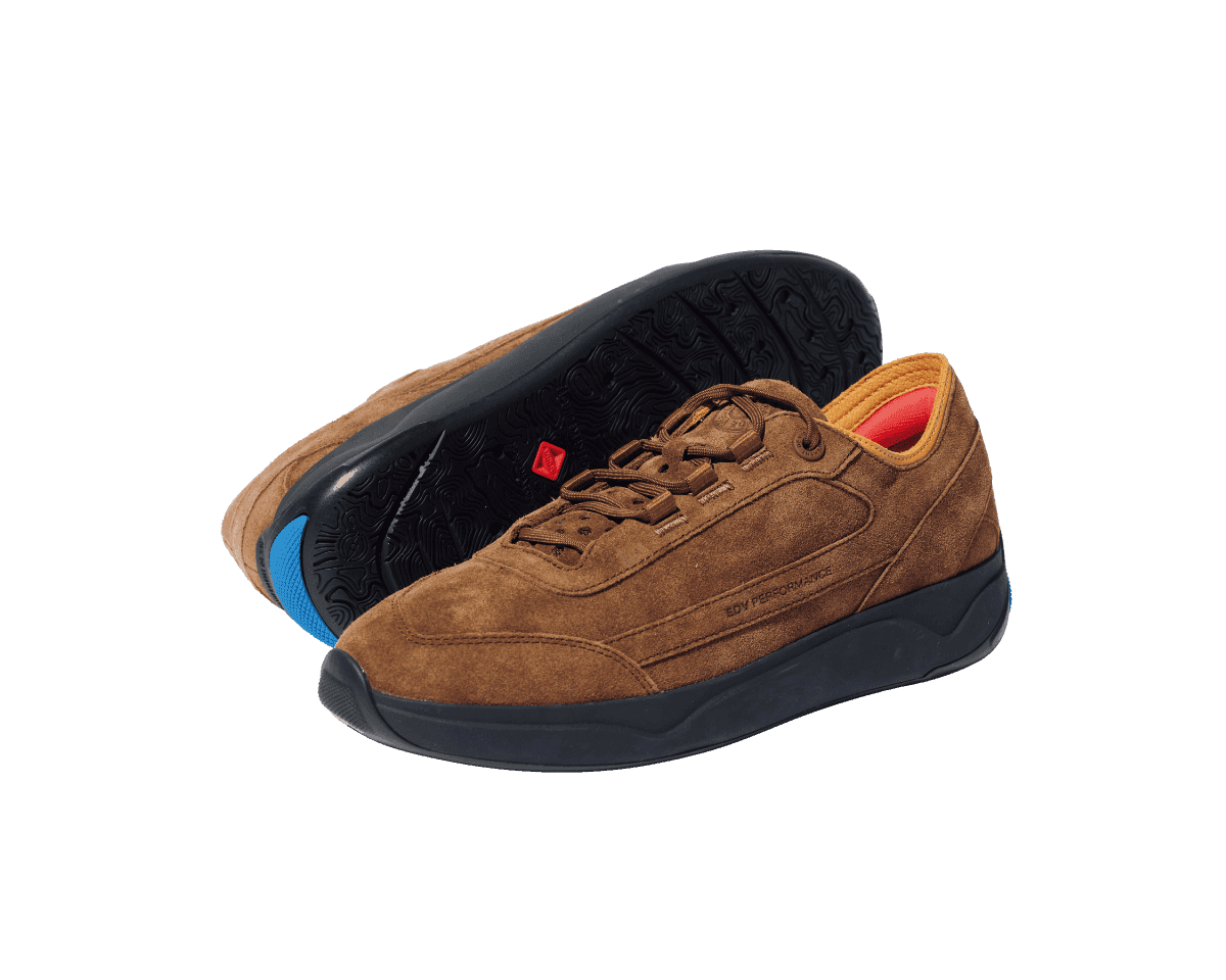 セーリング由来の高貴さとグリップ力。〈Equipment De Vie〉のスニーカー。