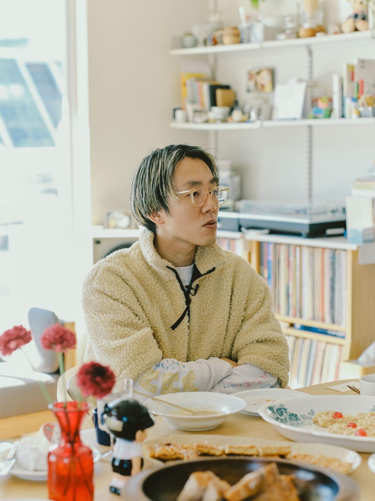 不揃いのフロランタンをかじりながら、吉田昌平さんに予定調和の先にあるデザインを教えてもらう。|麻生要一郎のテーブル・トーク