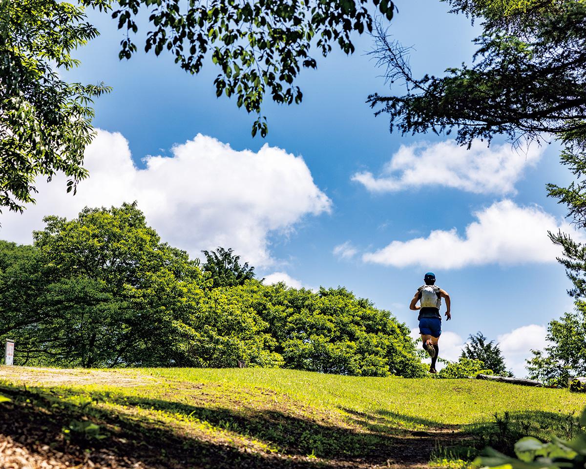 ウチサカさんのトレイル案内。山梨県［秀麗富嶽の扇山と百蔵山。］