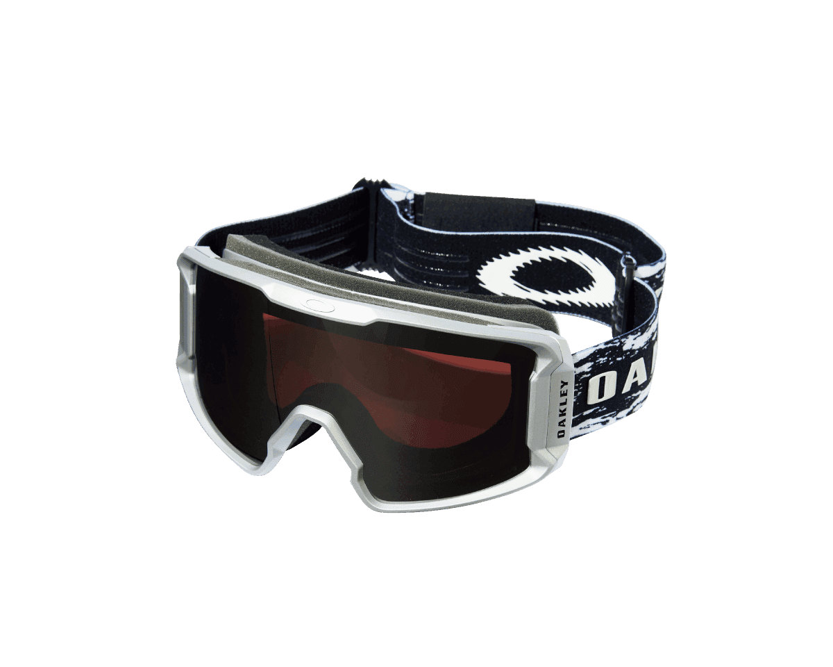 トッププレイヤーのシグネチャーモデル。〈Oakley〉のゴーグル。
