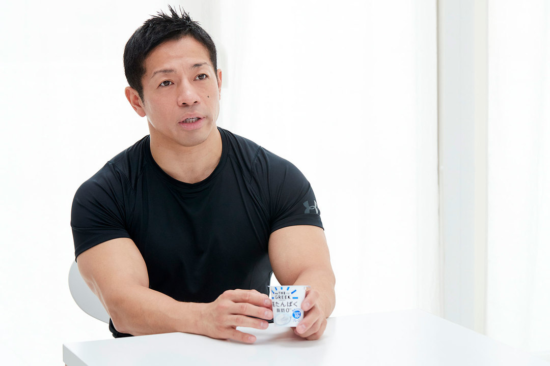 岡田先生のような逞しいカラダになりたい人はもちろん、健康維持にもタンパク質摂取は欠かせない。