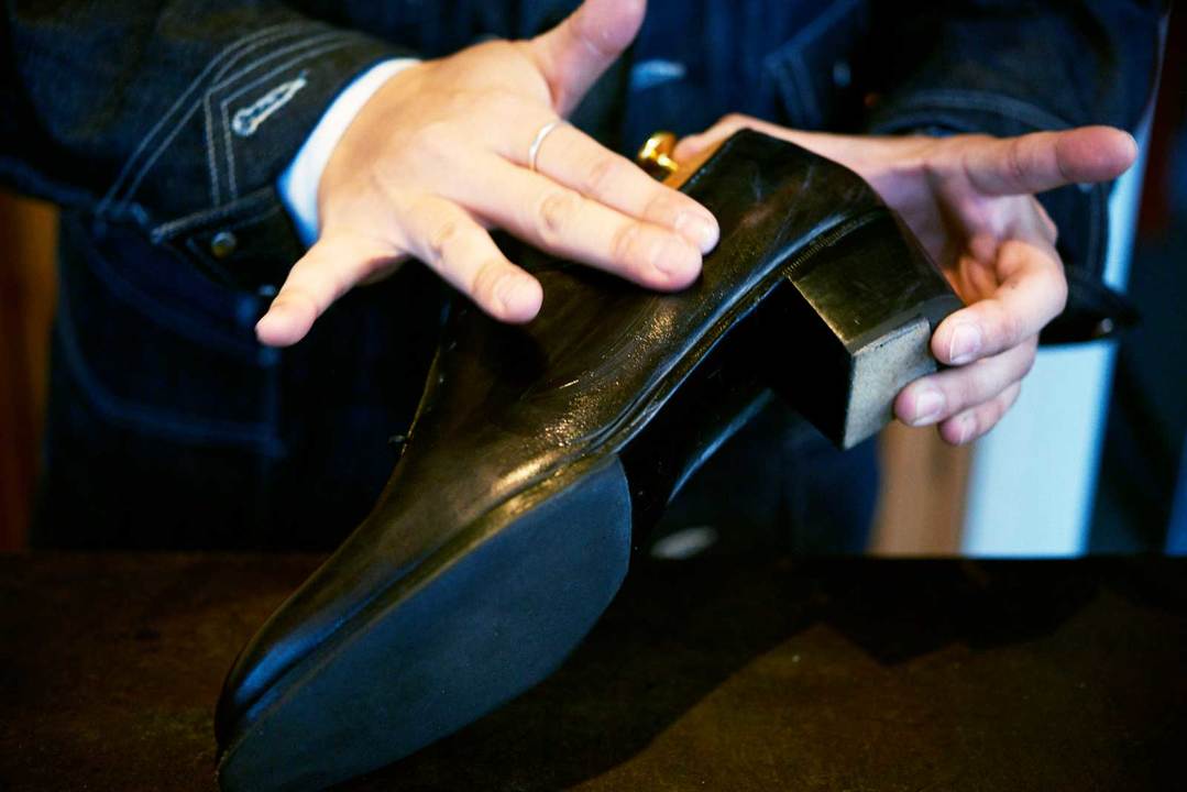 靴磨きの方法その7