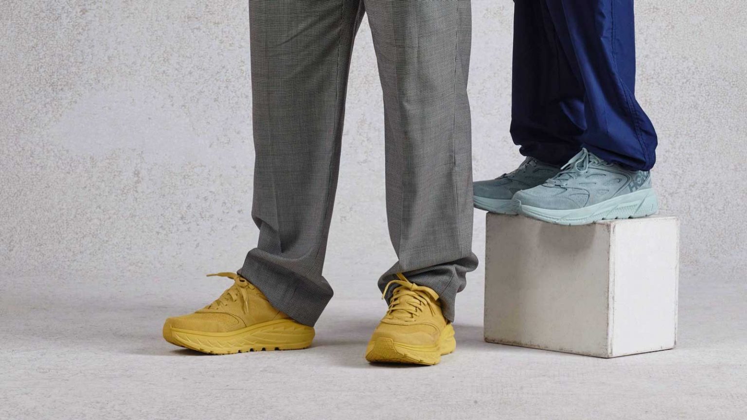 TZA_News_0422_suede_03-