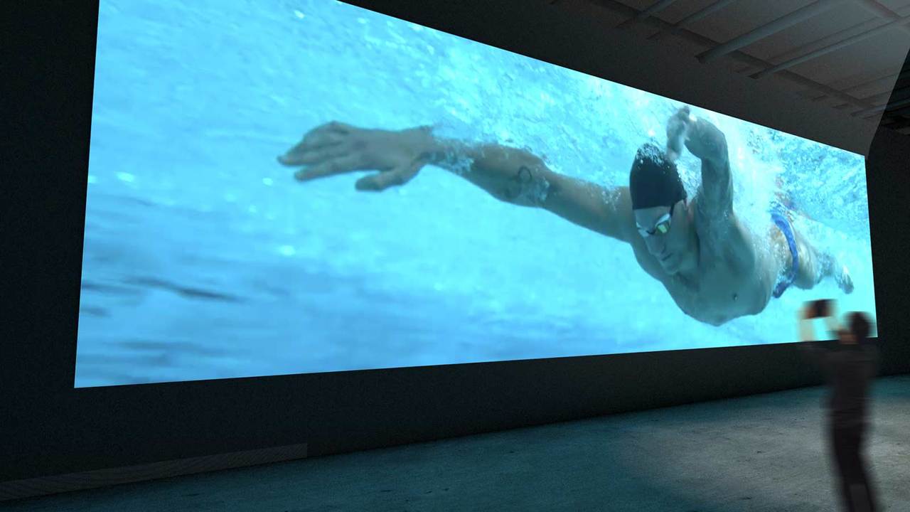幅約14メートルの大型映像《Motion in the water》のイメージ