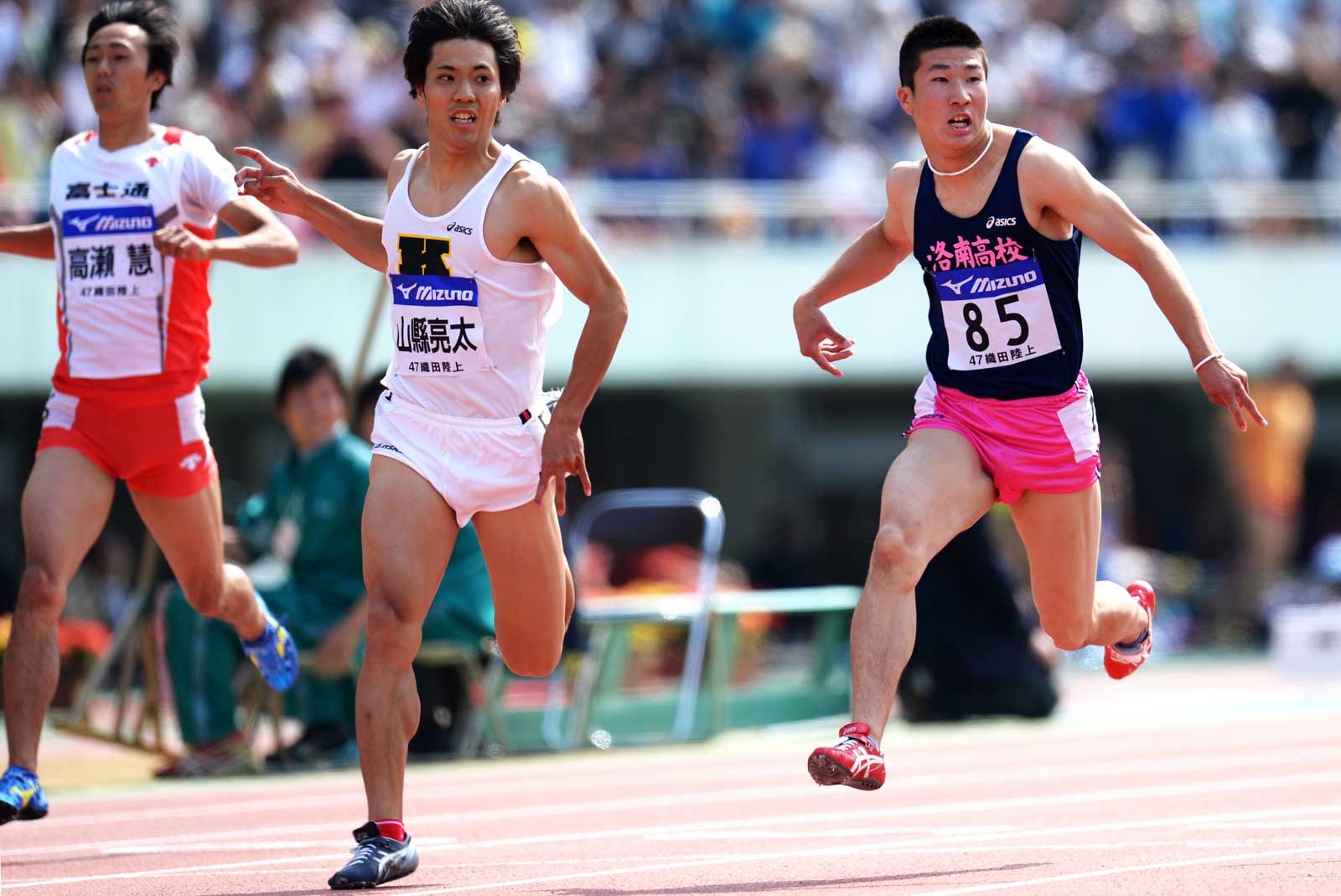 2013年4月29日　織田記念陸上　男子100m 　桐生祥秀／当時まだ高校生の桐生が10秒01というタイムを叩き出した。隣には現在の日本記録保持者・山縣。