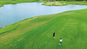 予算と好みで選ぶ「リゾートゴルフ」の楽しみ方：ターザン的オアフ島ガイド