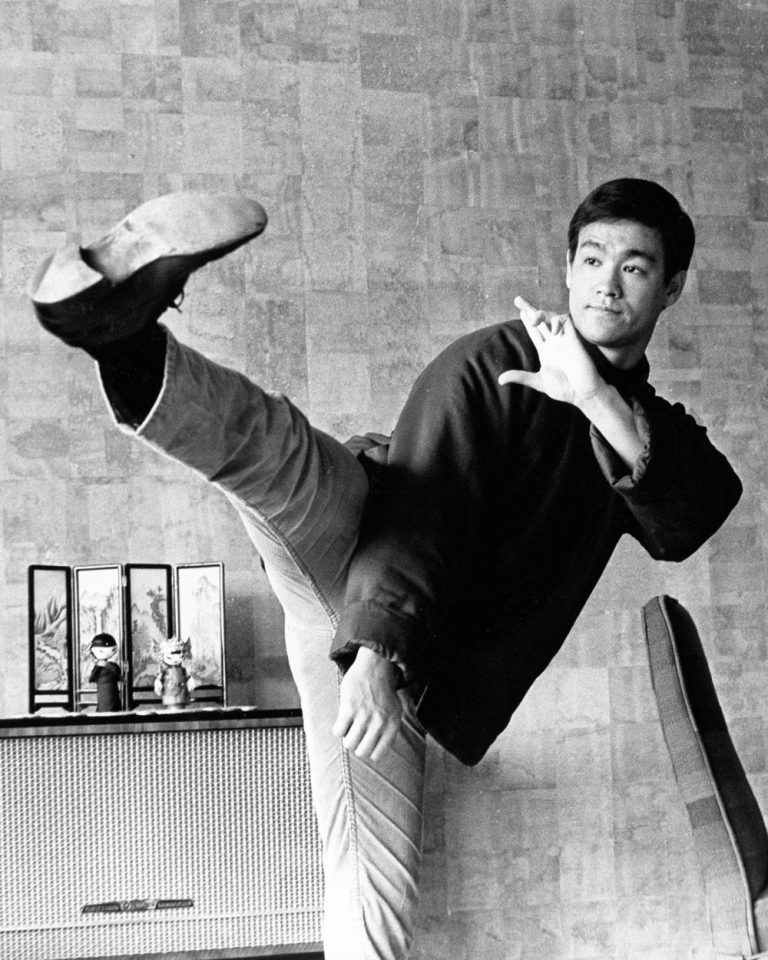 ブルース・リードラゴン伝説 The Legend Of Bruce Lee ブルース・リー伝説 Blu-ray（イギリス盤