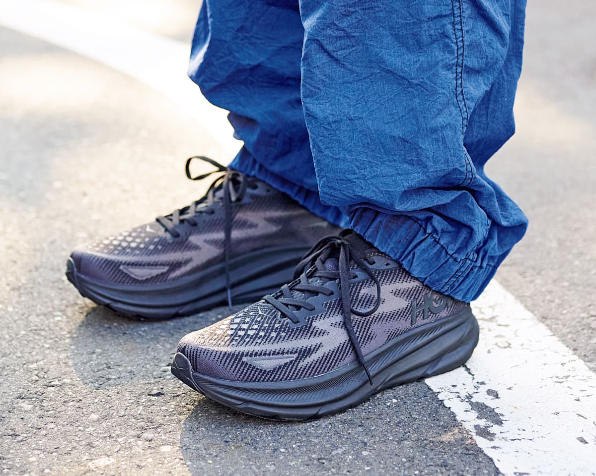 《HOKA CLIFTON 9》