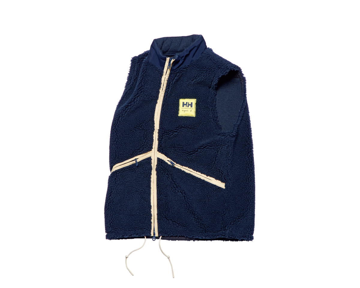 オールシーズン使える“フワモコ”。〈agnès b. × HELLY HANSEN〉のフリースベスト。