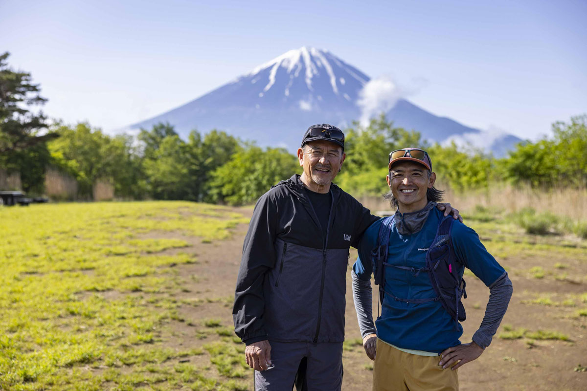 石川さんをトレランの世界へ引き込んだ木村東吉さんとのツーショット。