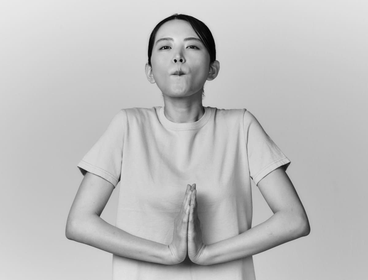 首のシワNG