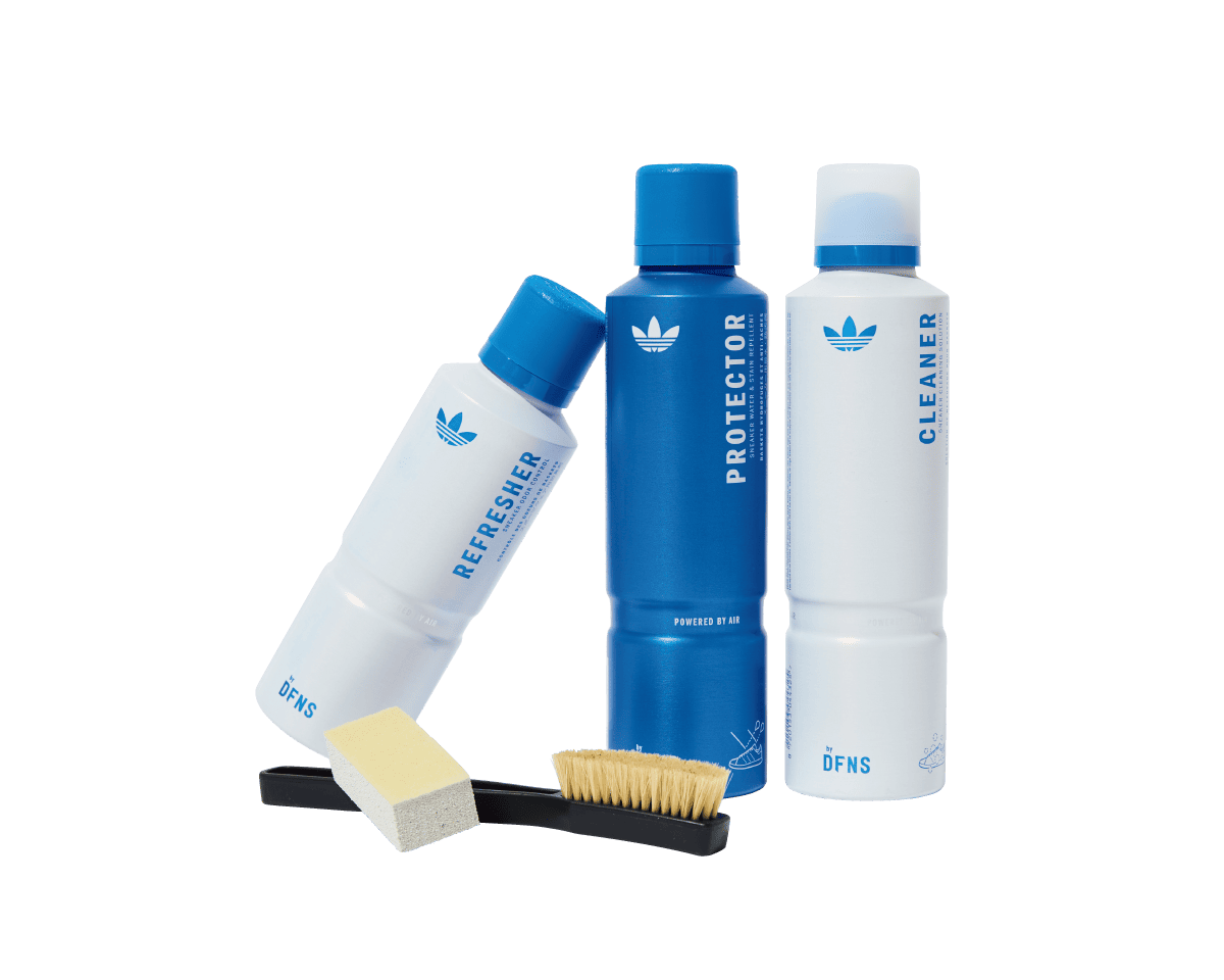 〈adidas Originals by DFNS〉のシューケアグッズ。