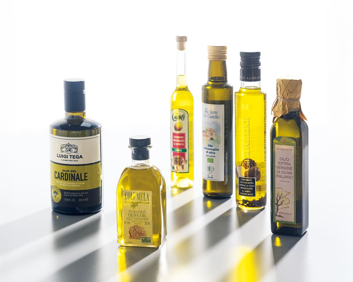 味わいは千差万別。オリーブオイルの海に溺れよう。