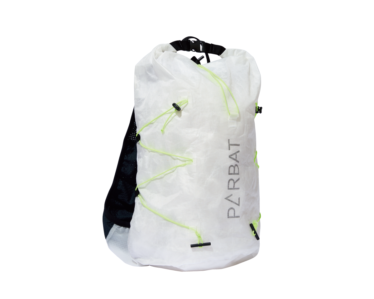 登山とランの領域を越える。〈PARBAT〉のバックパック。