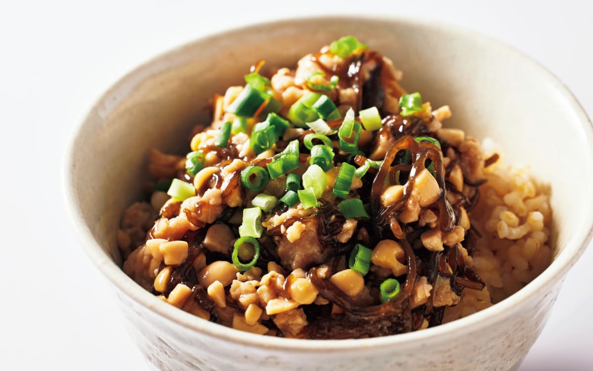 もずく納豆丼
