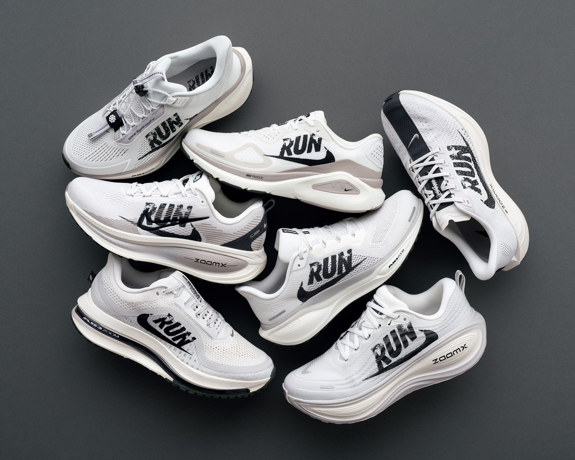 [PR]〈NIKE〉RUNスウッシュを採用した 〈スポーツデポ〉限定シューズ！