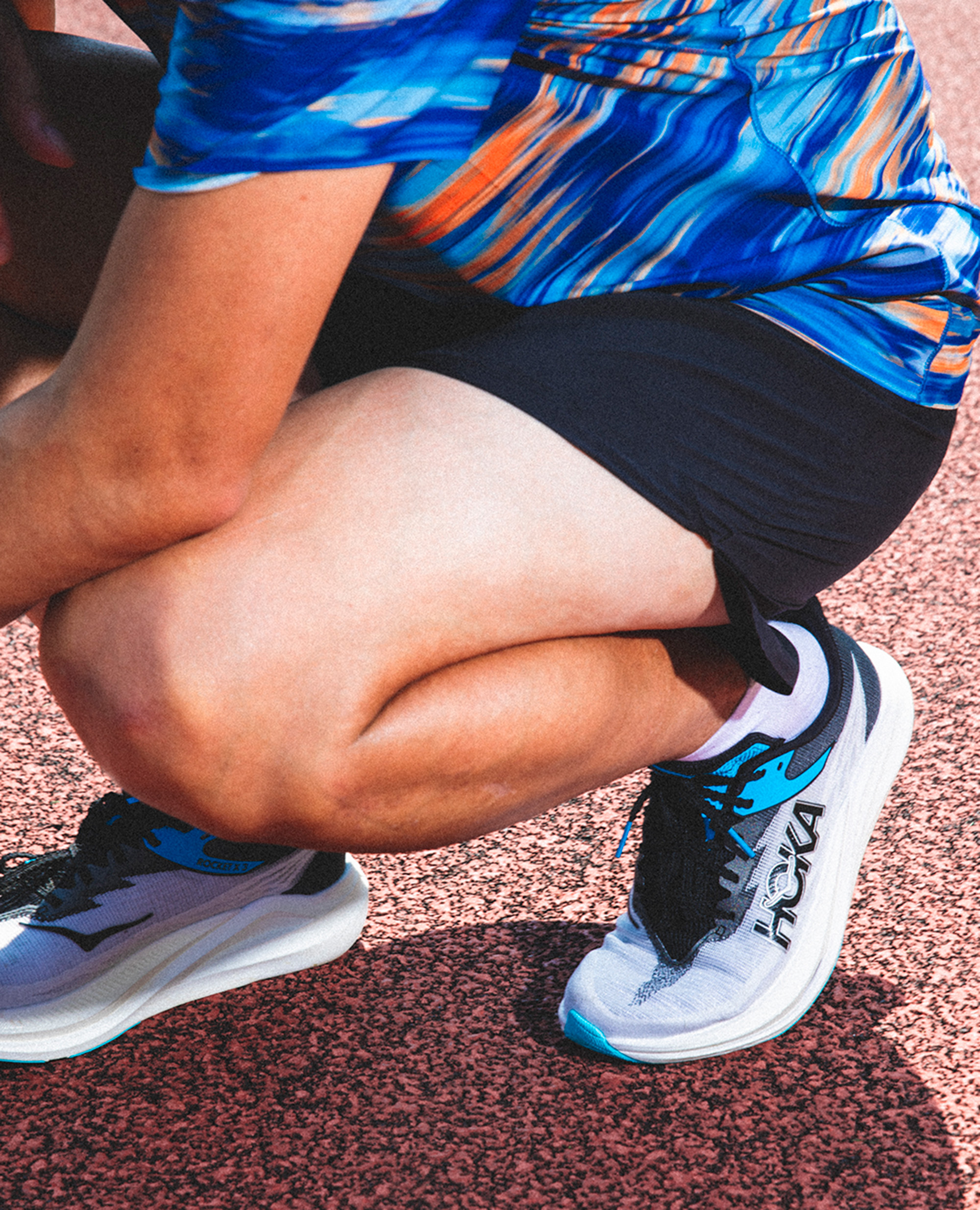 [PR]走るカメラマン・河原井司さんが 〈HOKA〉の《ROCKET X 3》を履く理由。