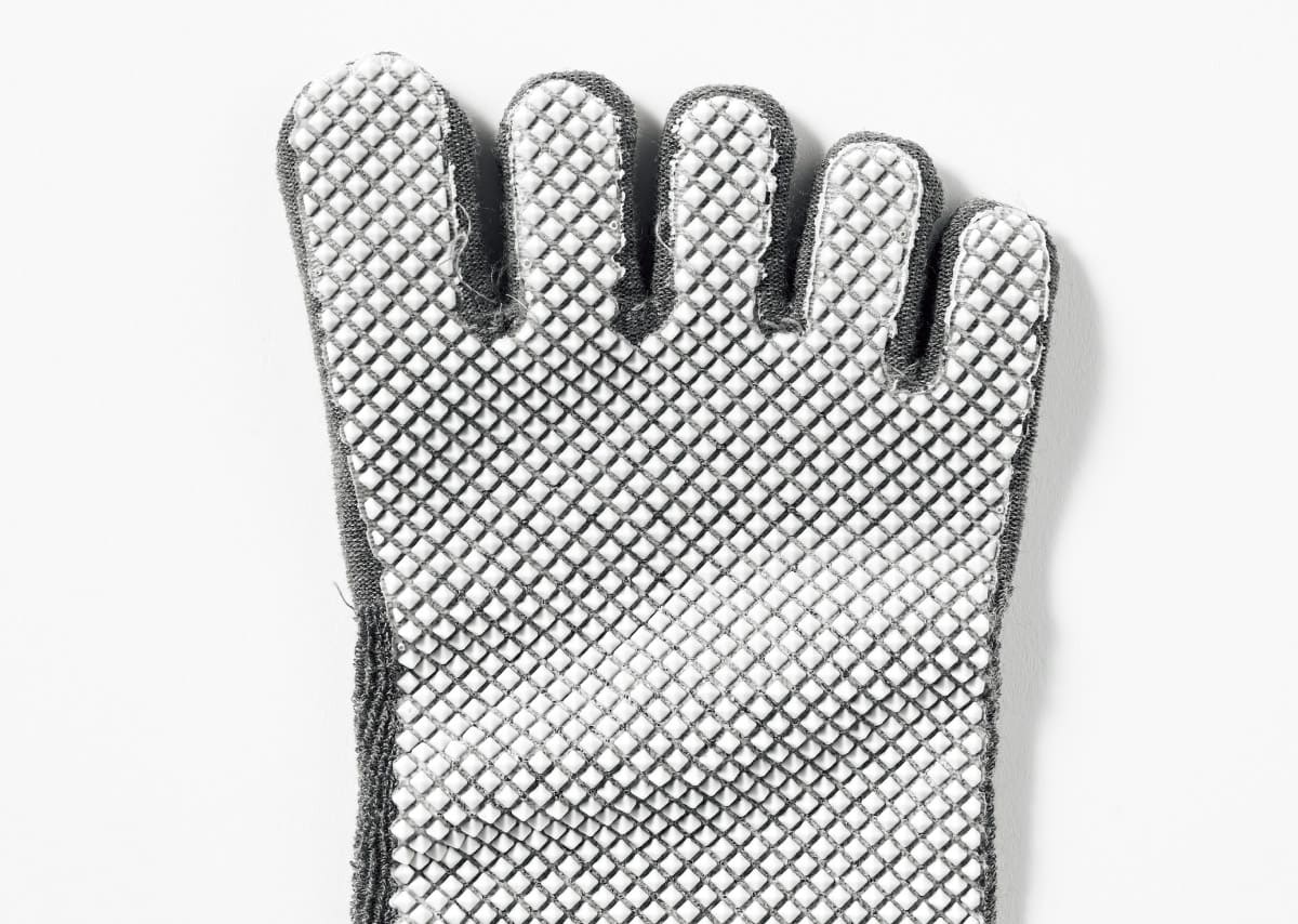 〈naboso〉5本指ソックス グリップ付