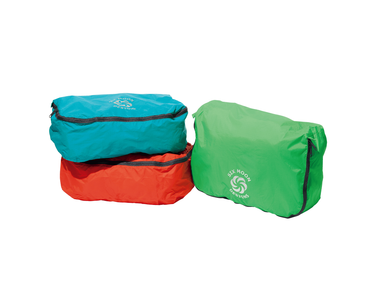 軽量級でタフな旅の相棒。〈SIX MOON DESIGNS〉のポーチ。