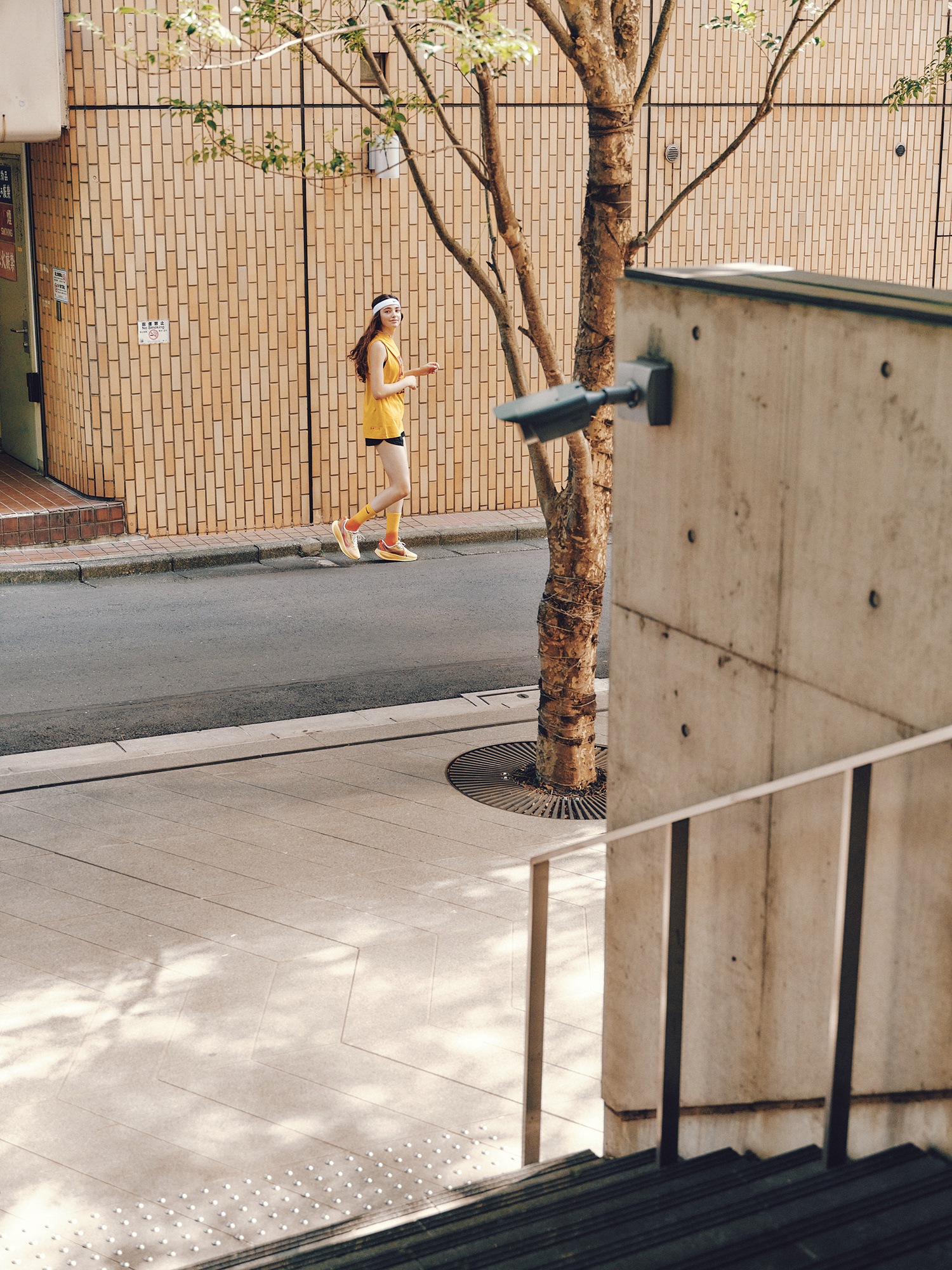 〈NIKE〉の《ボメロ18》