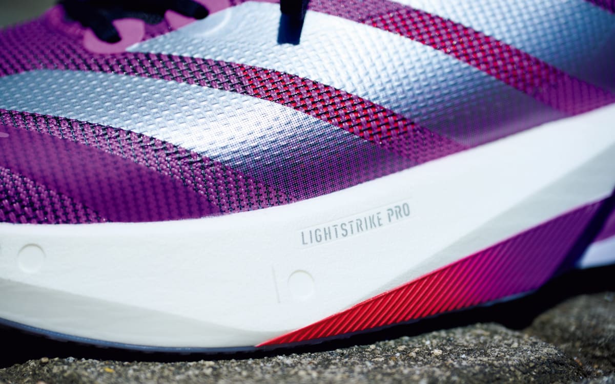 《アディダス アディゼロ ボストン 13》