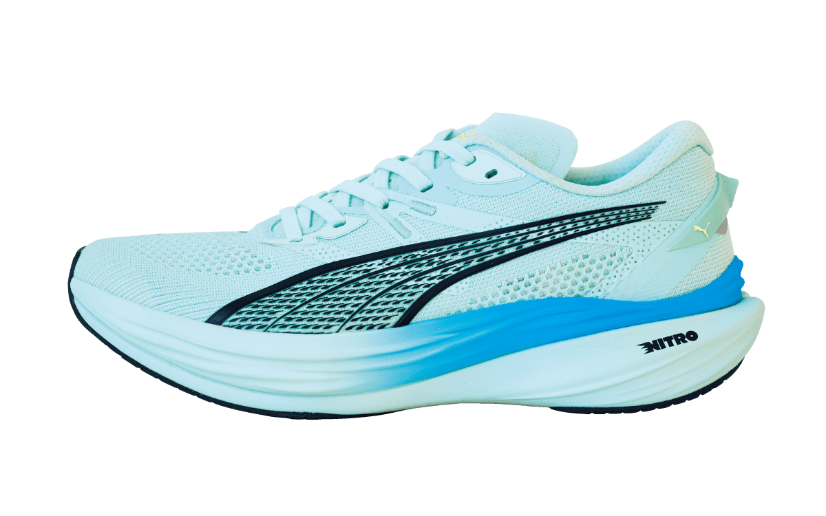 《プーマ ディヴィエイト ニトロ ３》