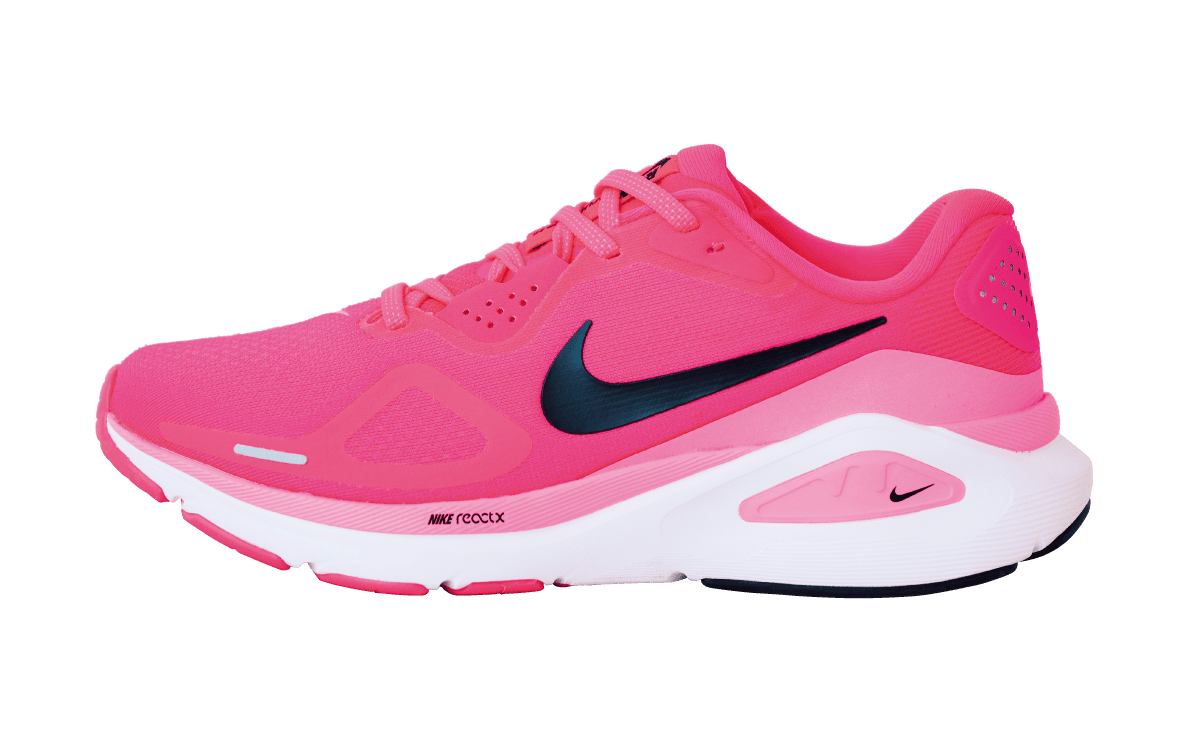 《ナイキ ストラクチャー 26》