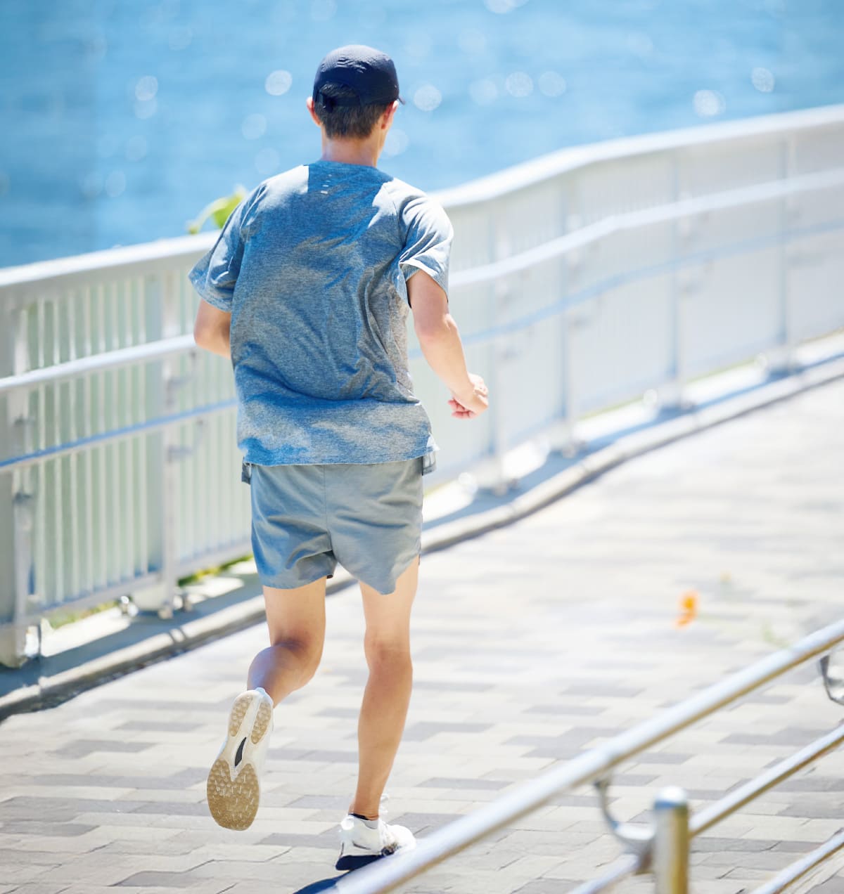 ライター・神津文人さん走る姿