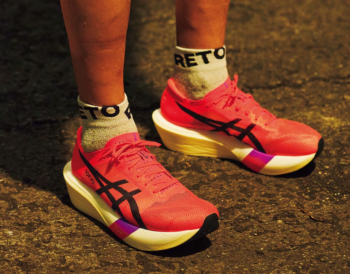 アシックス《メタスピード》