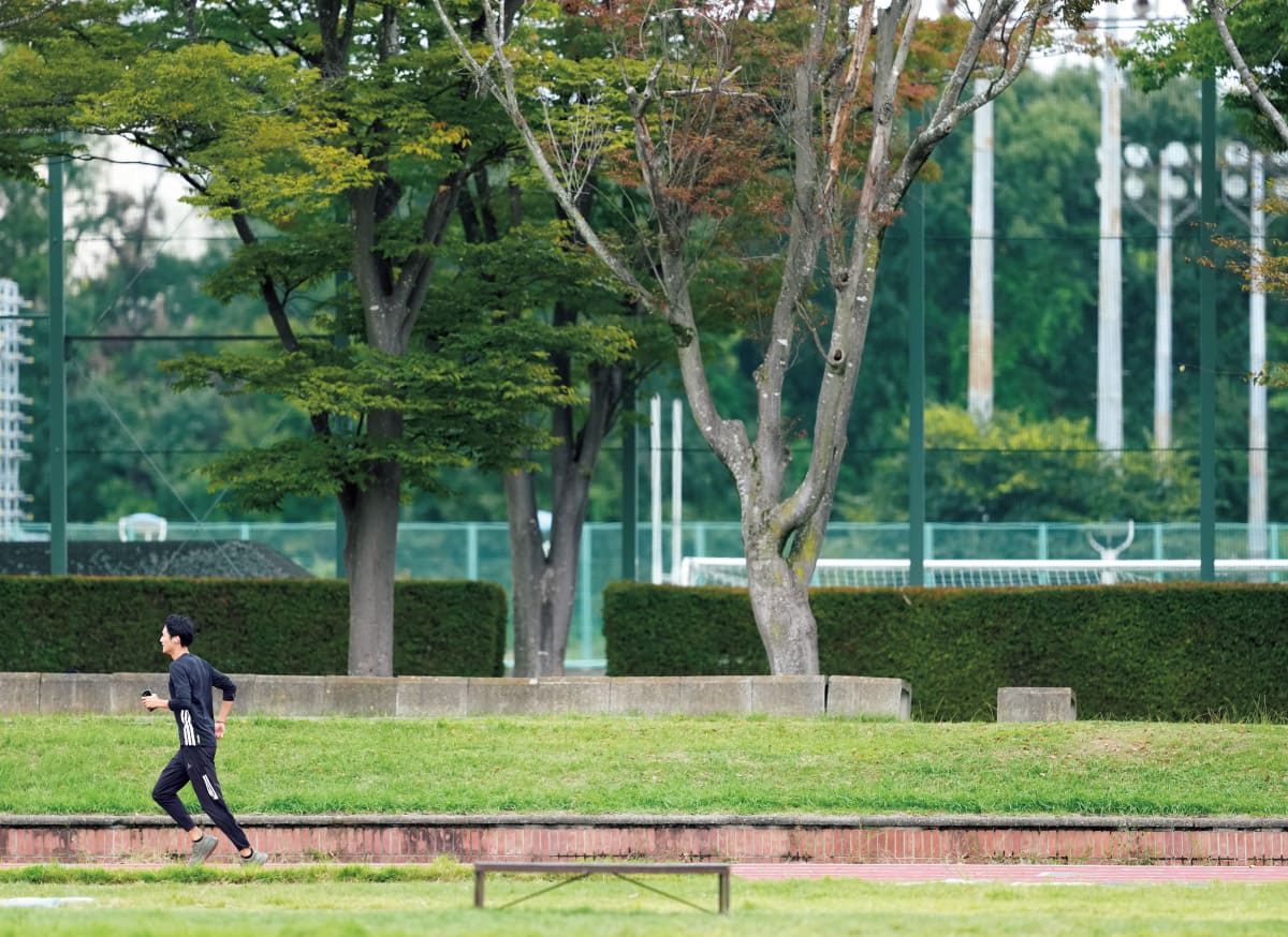 鵜澤飛羽(短距離走)