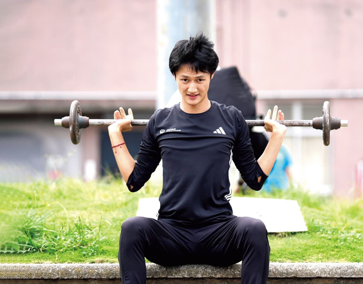 鵜澤飛羽(短距離走)