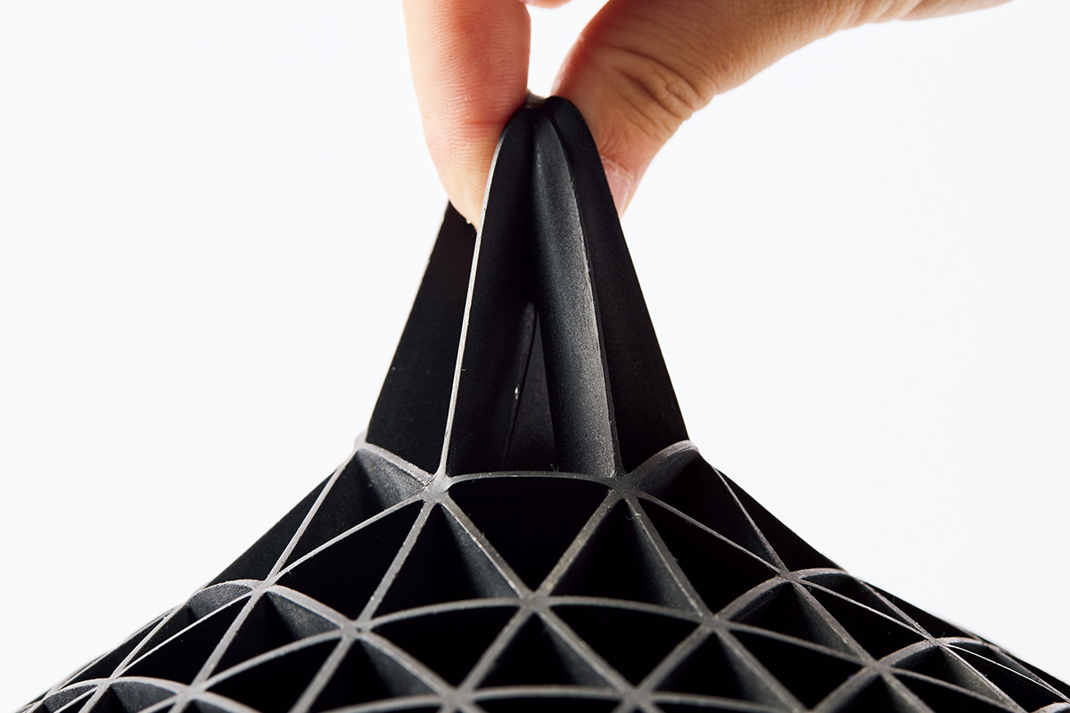 素材を伸ばしている画像