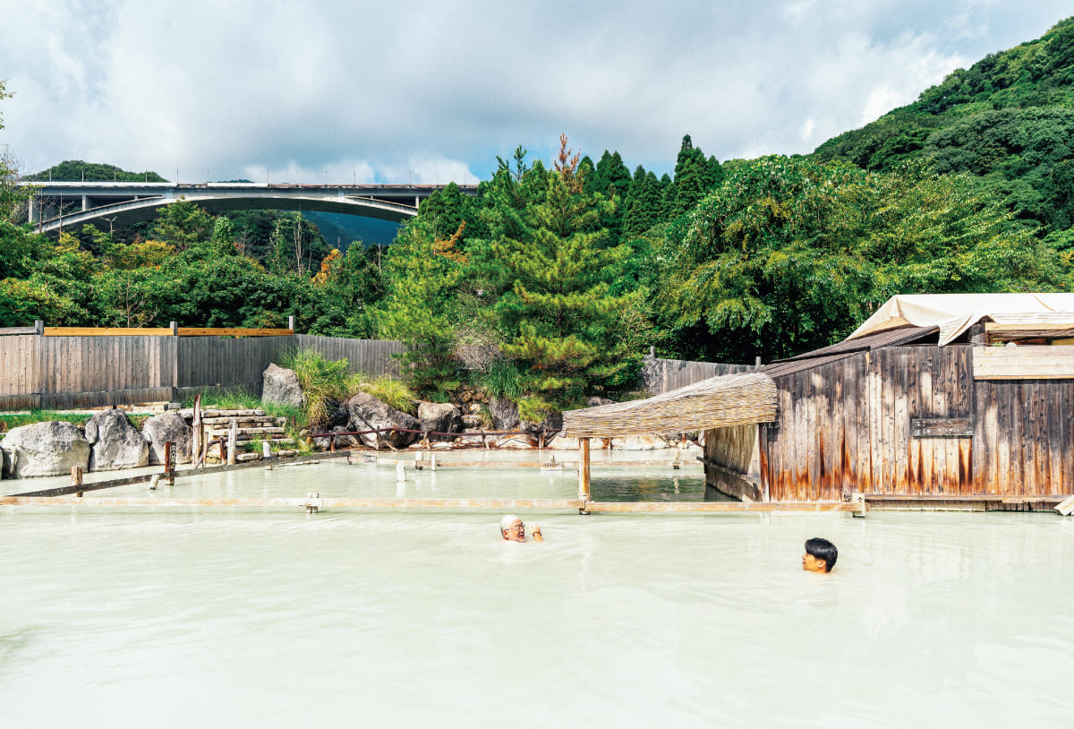 別府温泉保養ランド(別府・泥湯)
