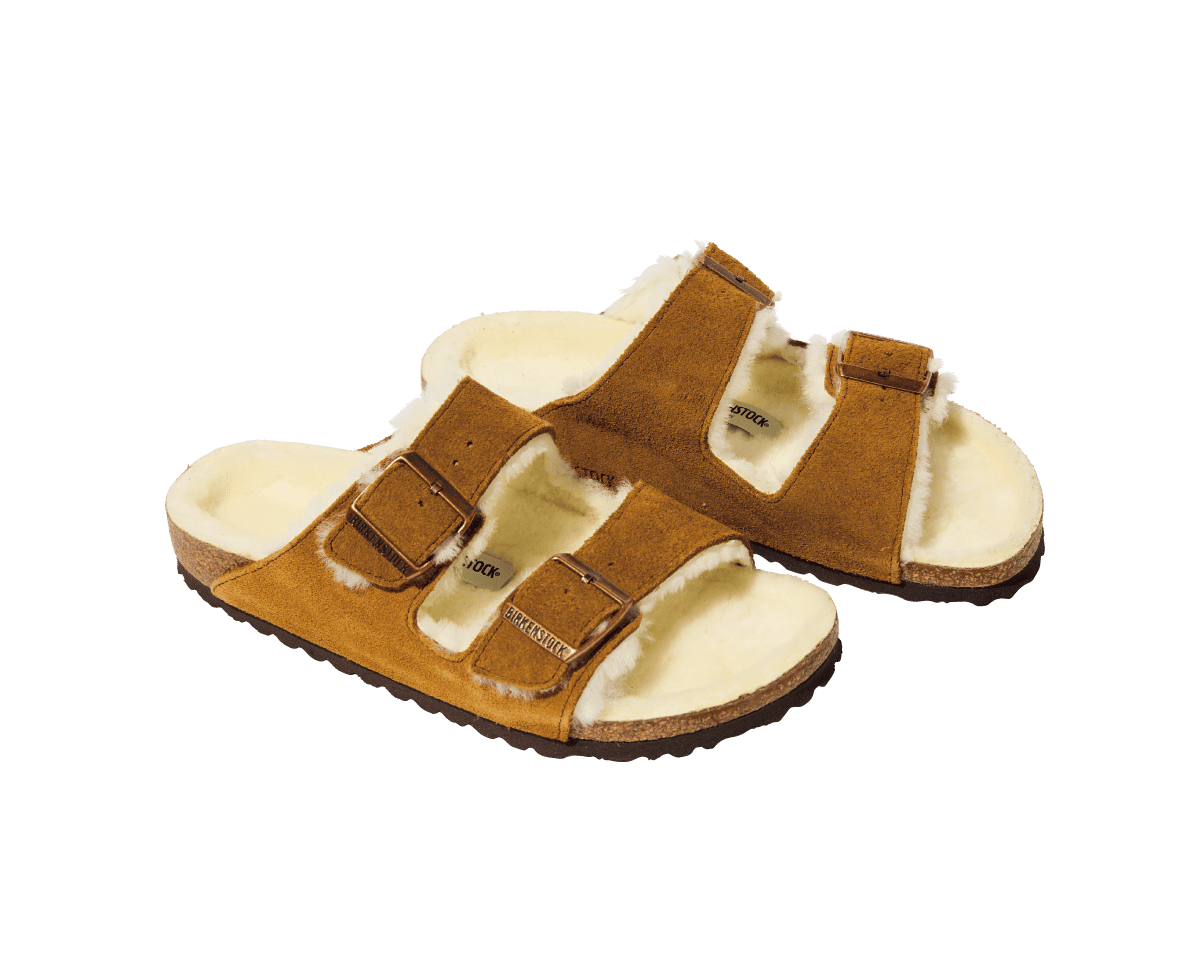 雲の上のような履き心地。〈BIRKENSTOCK〉のボアサンダル。