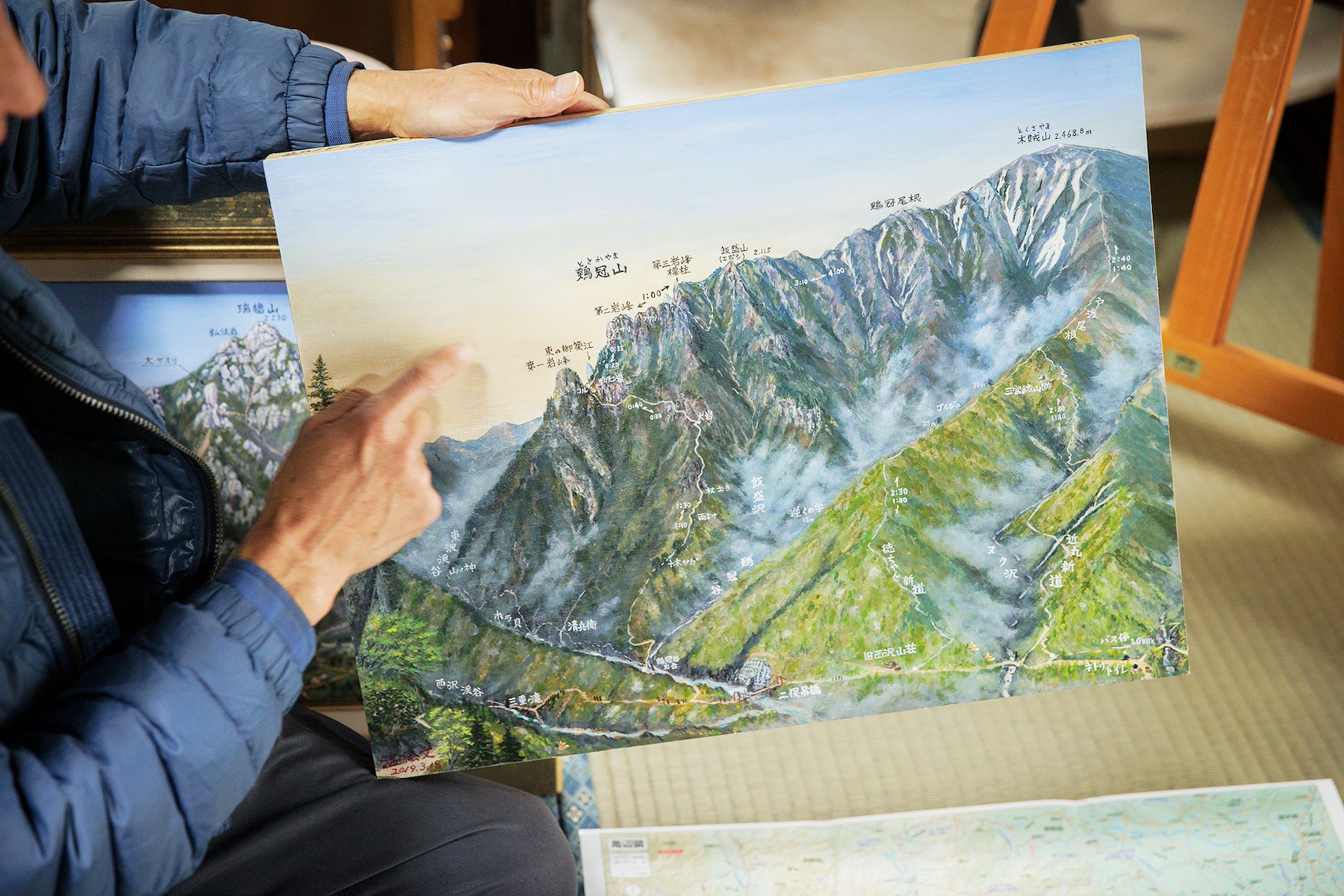 スケッチが作品になった鶏冠山。谷間から雲が生まれ、迫力のある風景に。