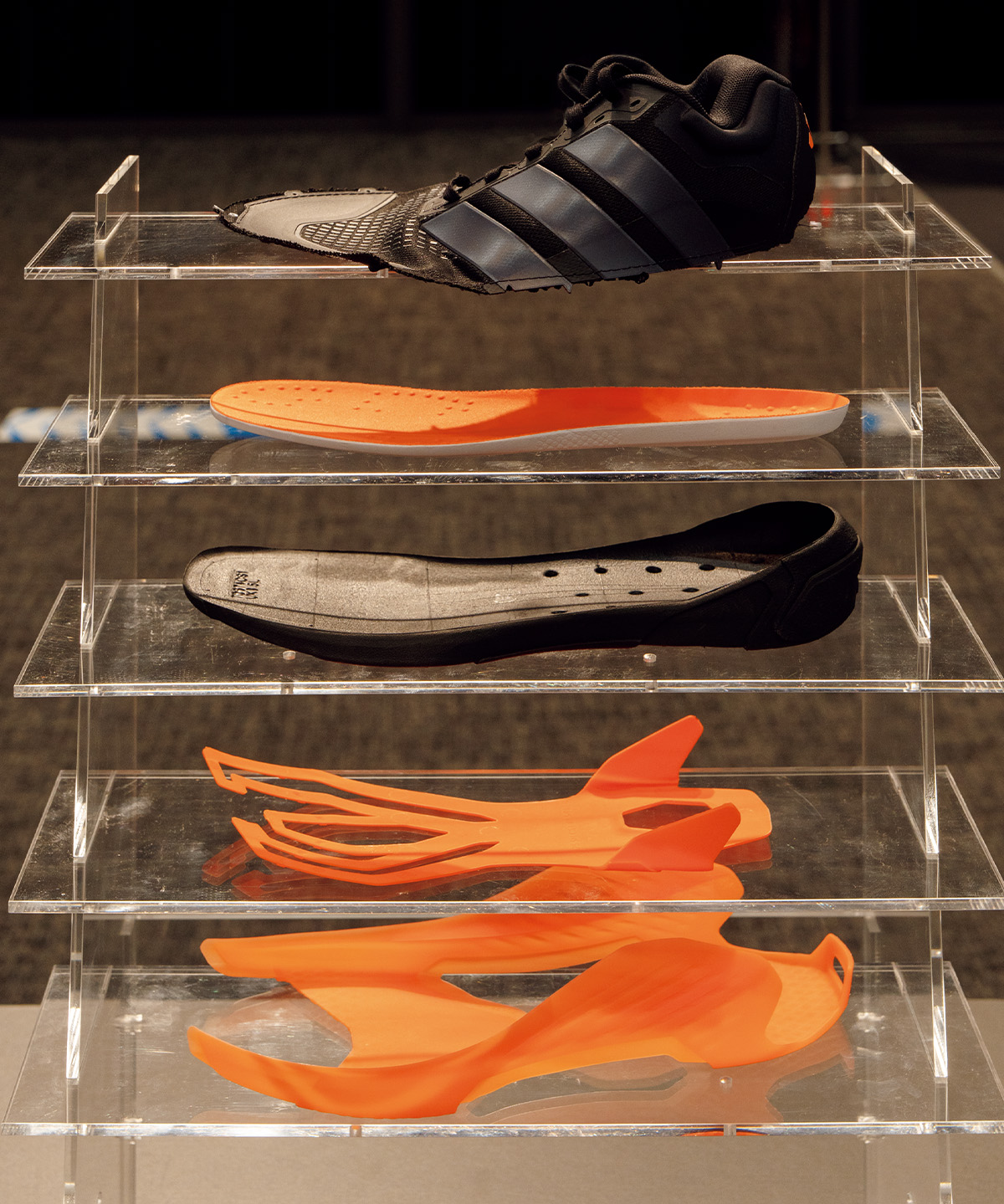 ソールの解体写真